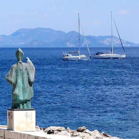 Apartments And Rooms By The Sea Sucuraj, Hvar - 4029 外观 照片